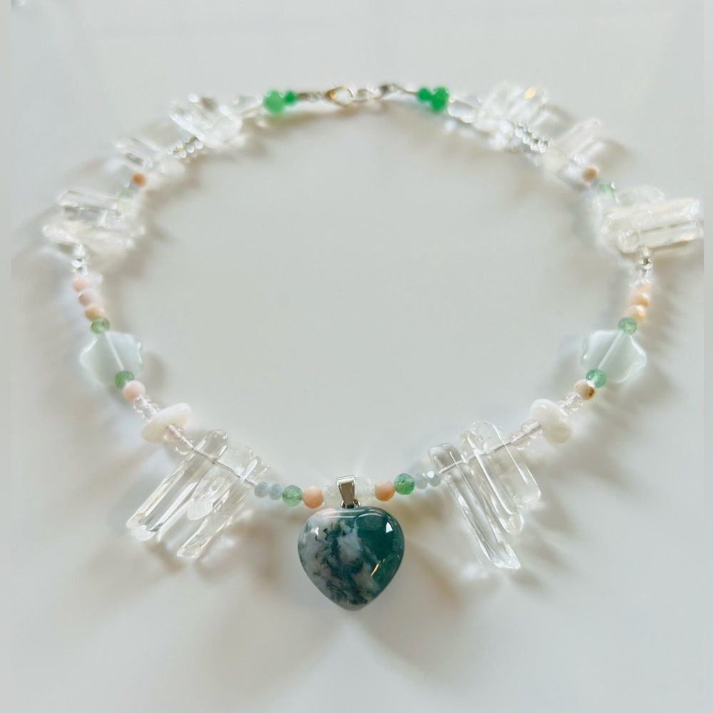 Handmade crystal and heart-shaped green agate necklace/choker.
